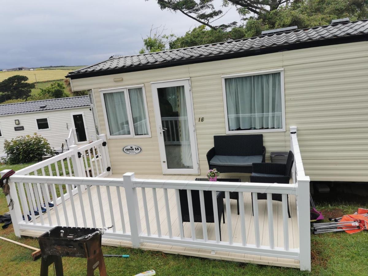 Newquay Bay Resort Holiday New Quay Exterior foto